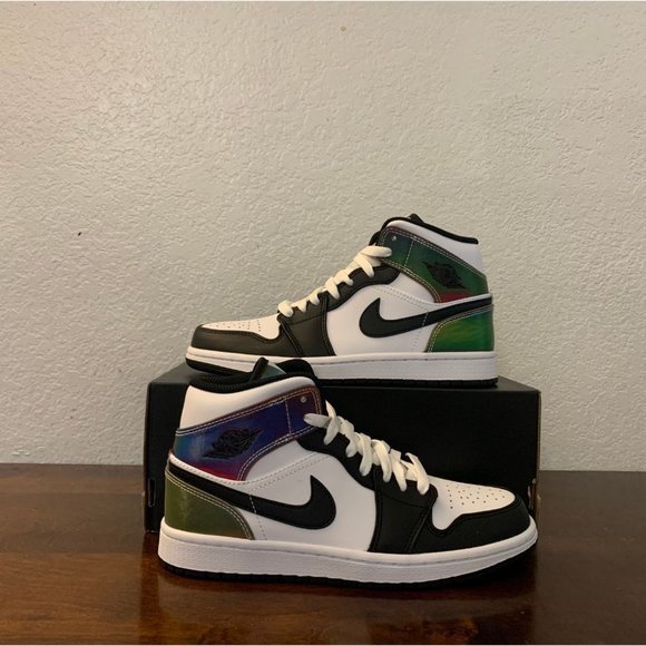 heat reactive jordans